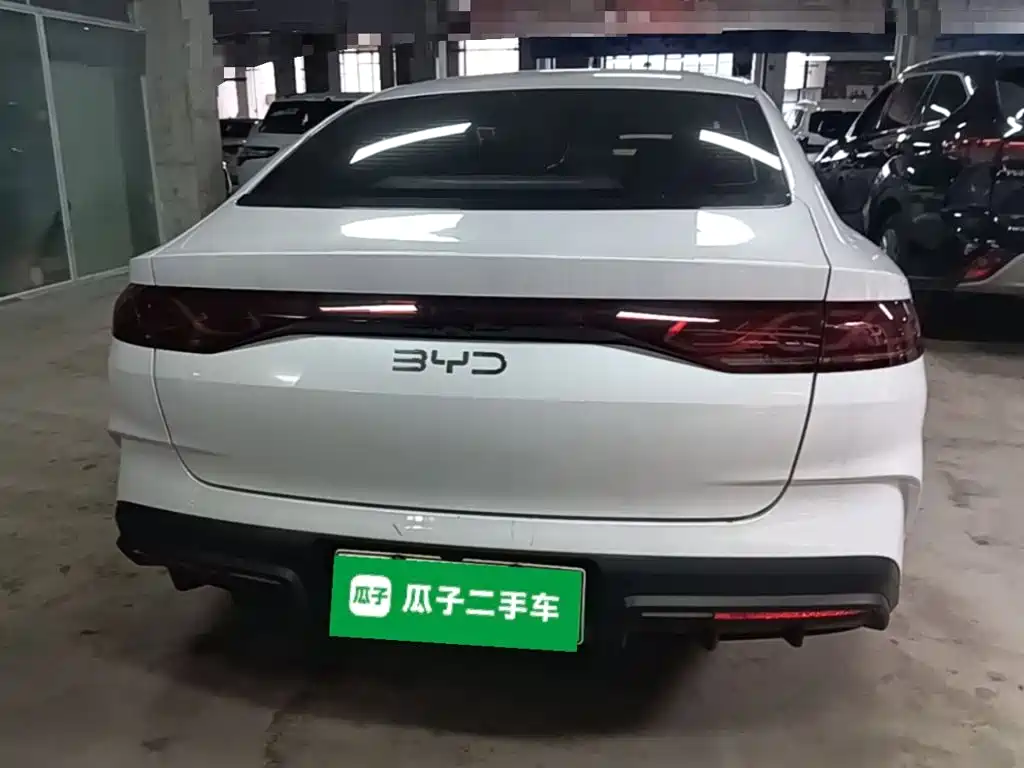 BYD Qin L — фото 6