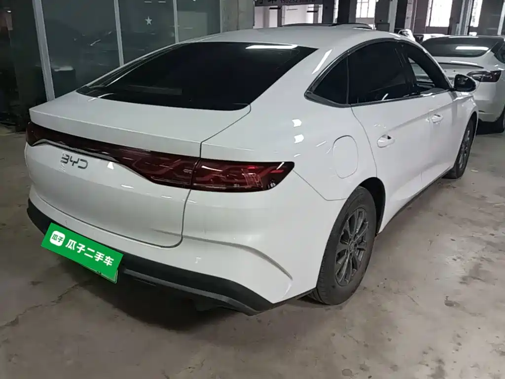 BYD Qin L — фото 7