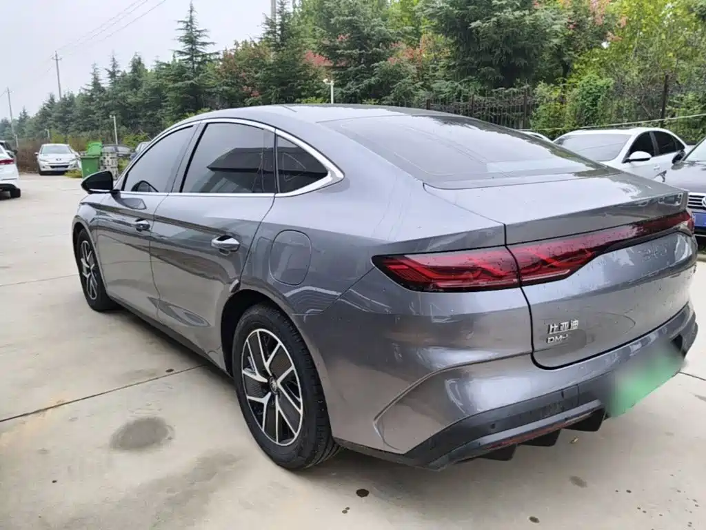 BYD Qin L — фото 5