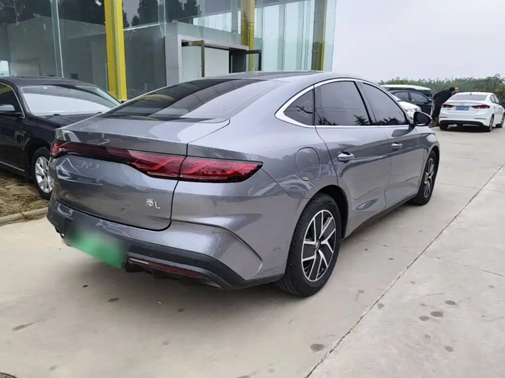 BYD Qin L — фото 7