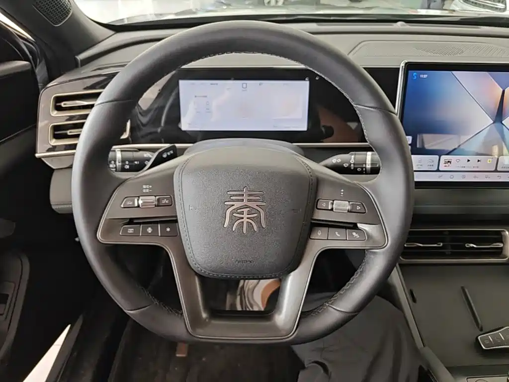 BYD Qin L — фото 11