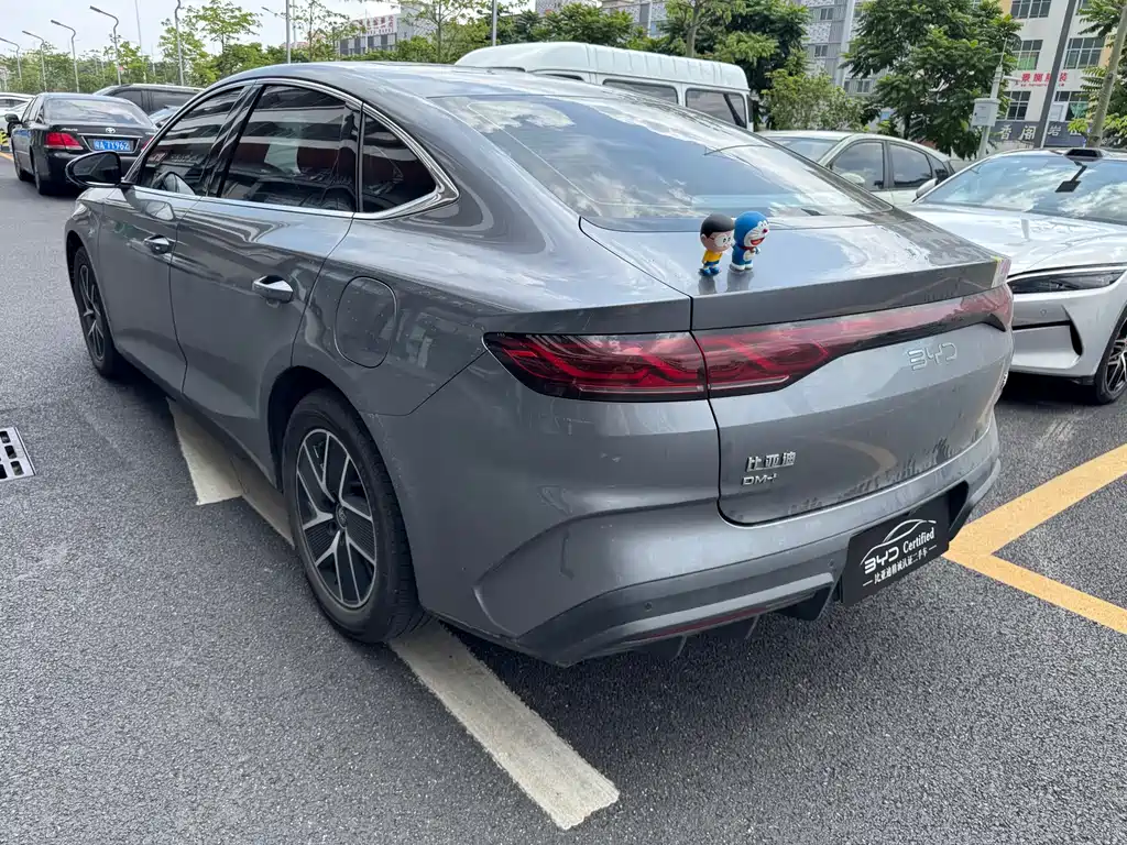 BYD Qin L — фото 11