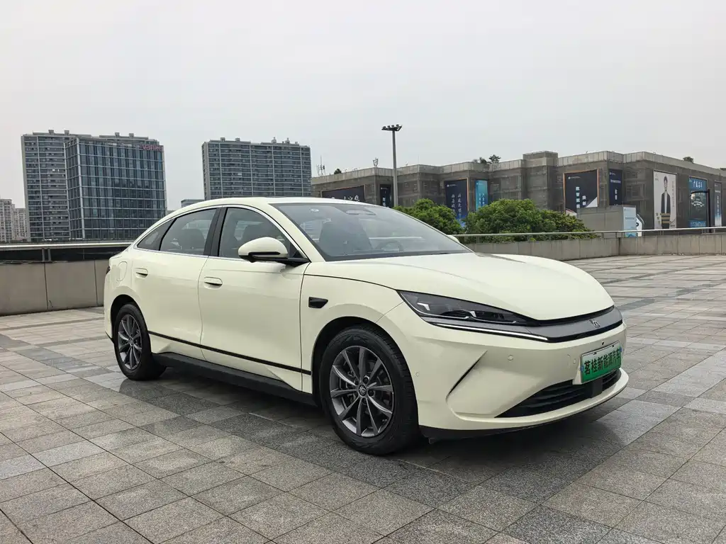 BYD Qin L — фото 2
