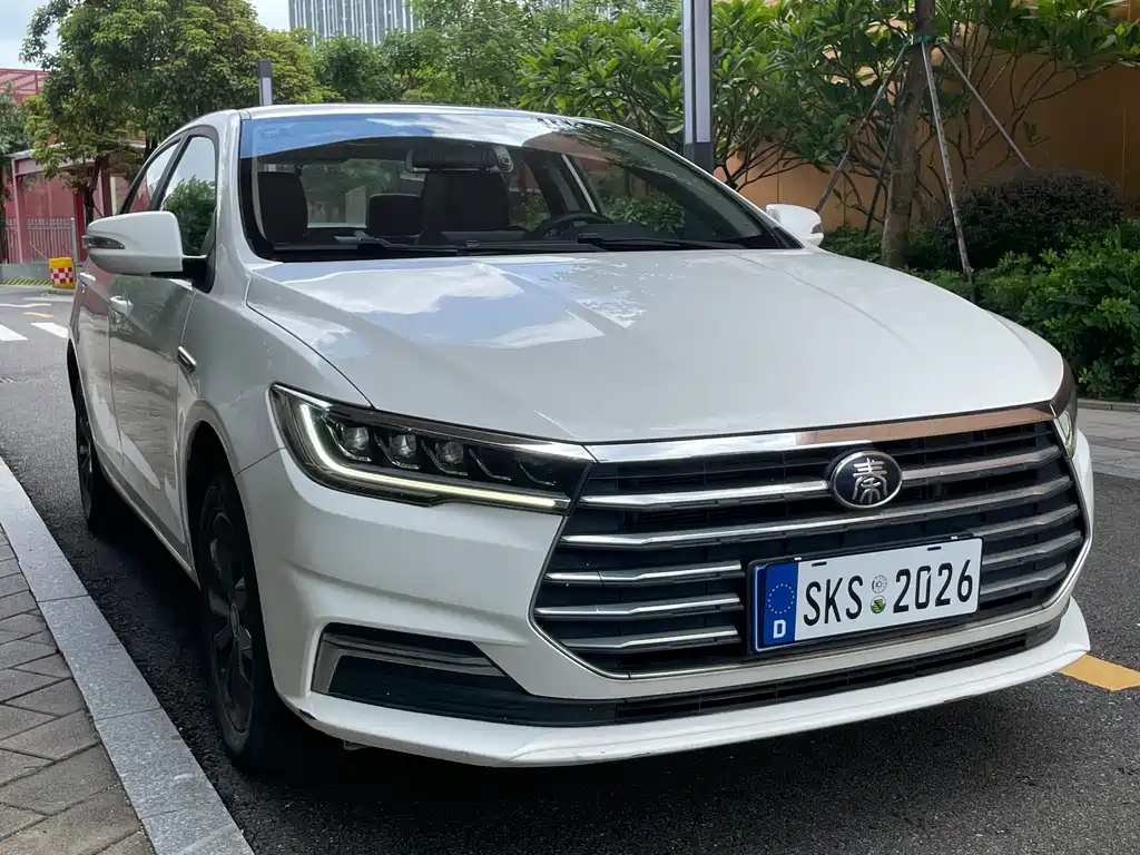 BYD Qin — фото 3