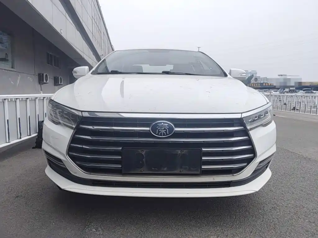 BYD Qin — фото 3