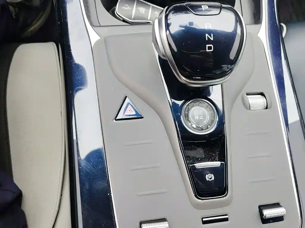 BYD Qin PLUS — фото 14