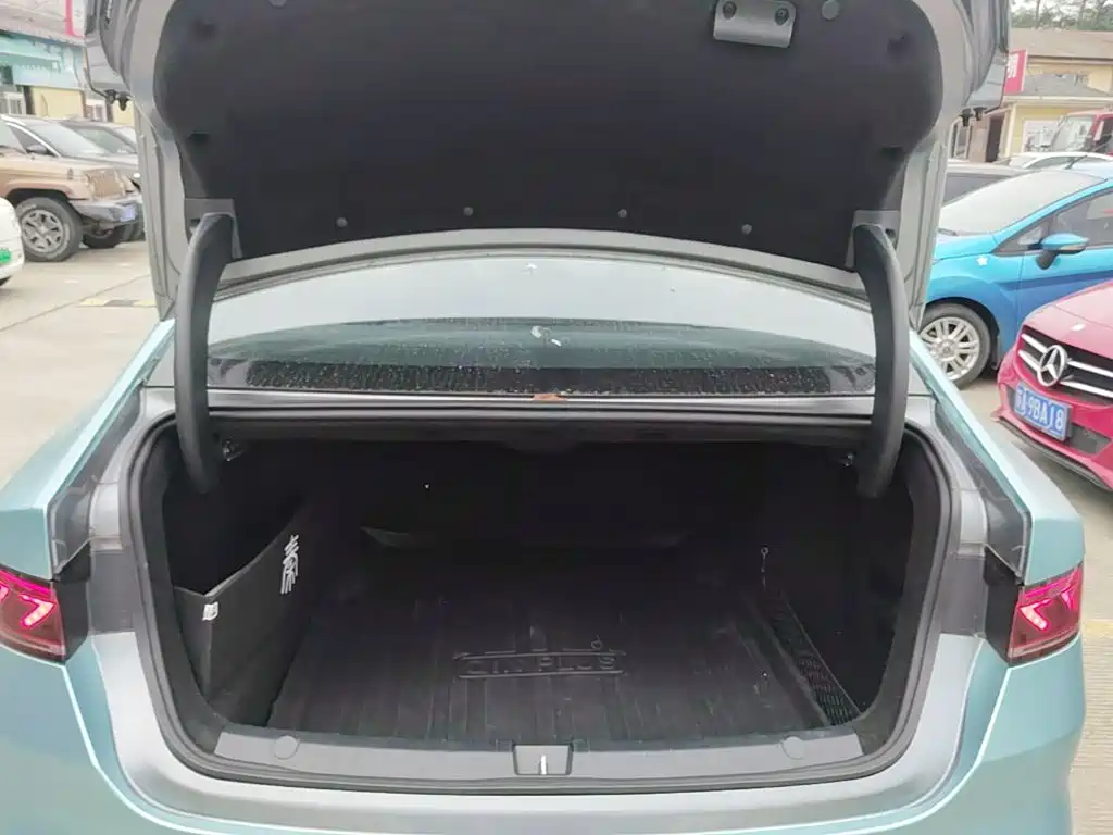 BYD Qin PLUS — фото 19