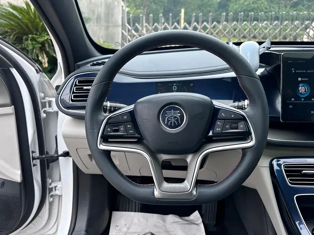 BYD Qin PLUS — фото 8