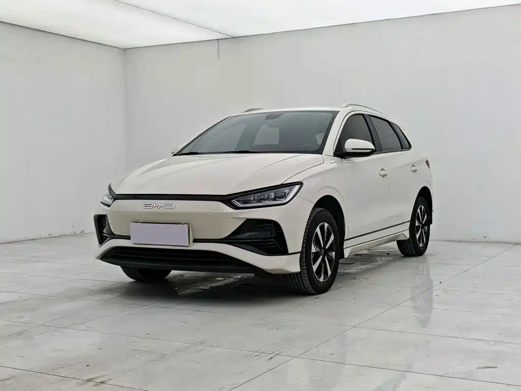 BYD e2