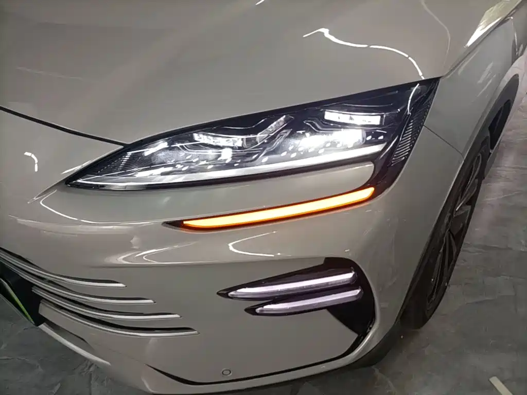 BYD PLUS New Energy — фото 3