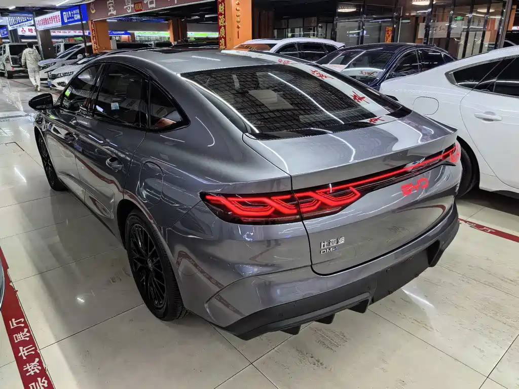 BYD Qin L — фото 4