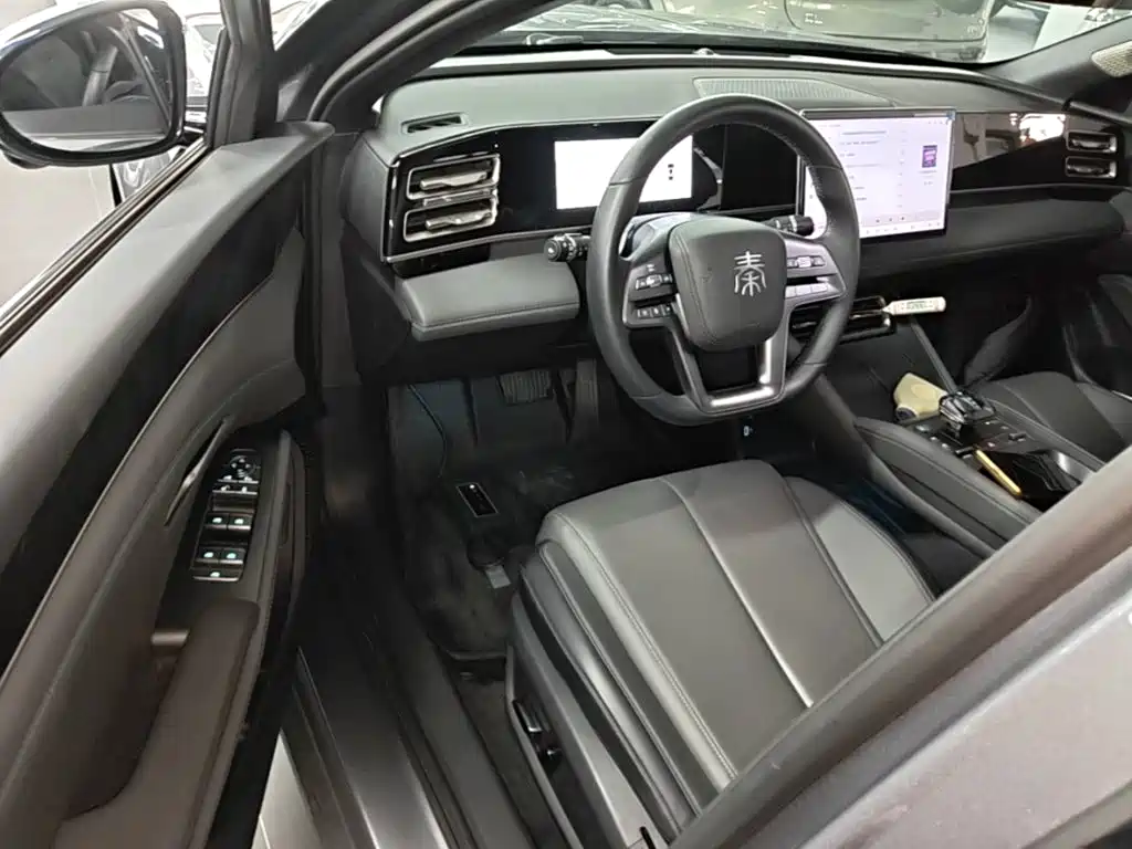 BYD Qin L — фото 17