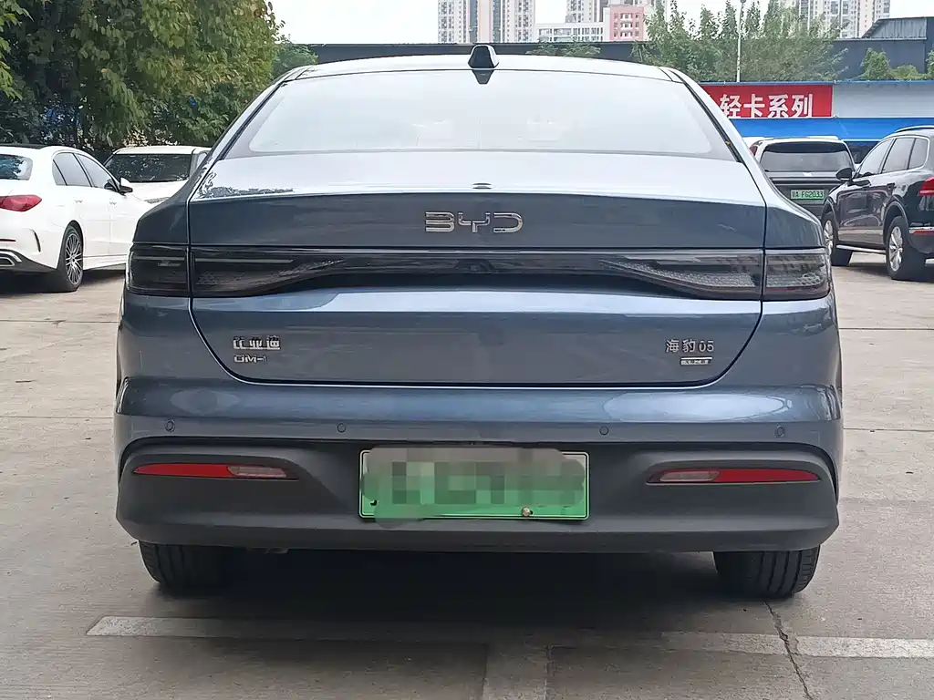 BYD Seal 05 DM-i — фото 5