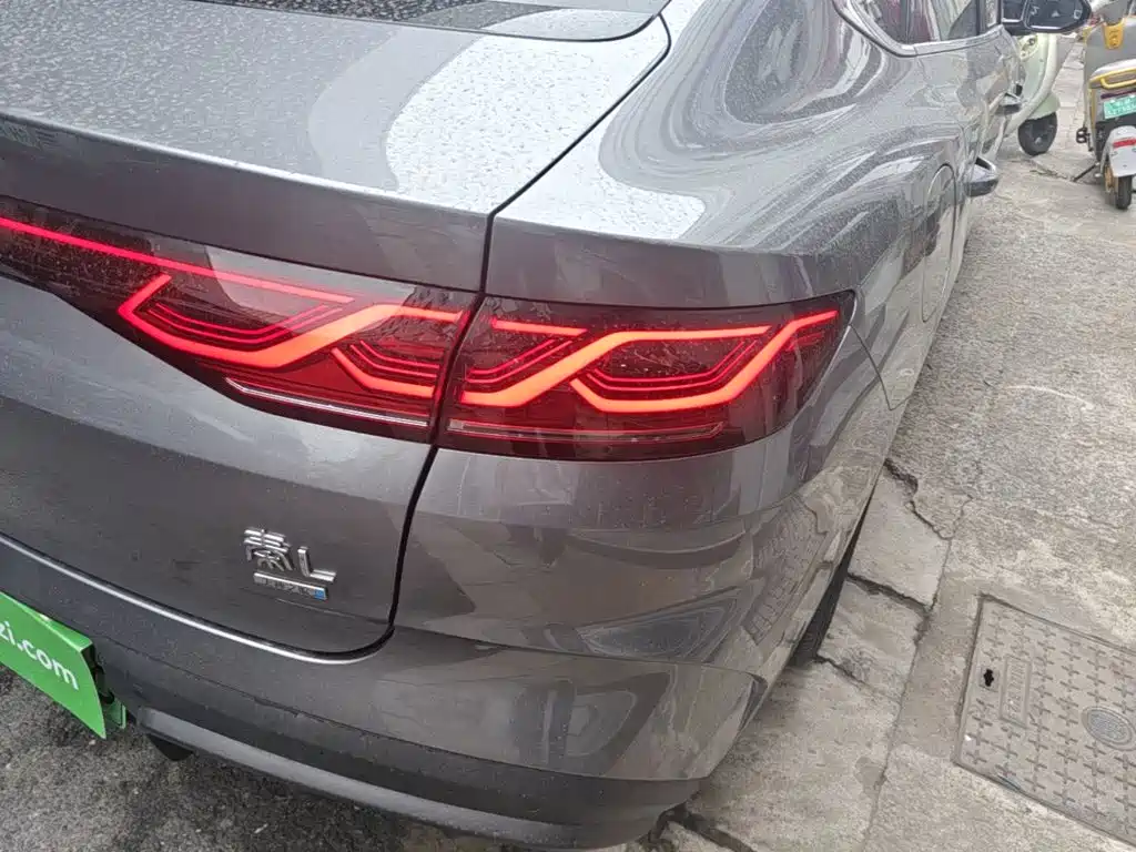 BYD Qin L — фото 8