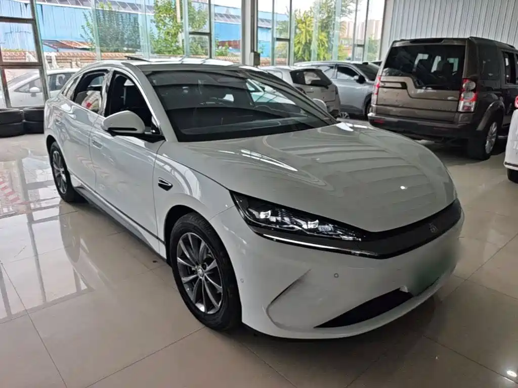 BYD Qin L — фото 4