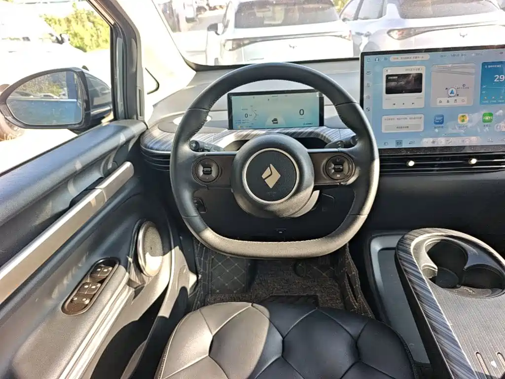 Baojun Yunduo — фото 11