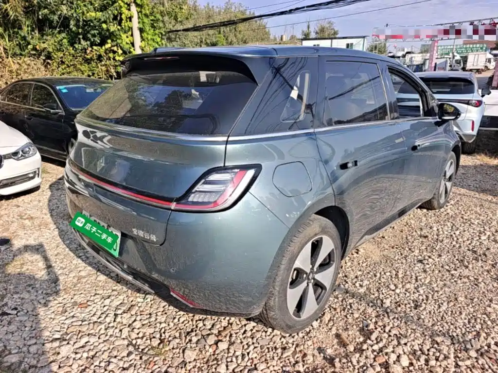 Baojun Yunduo — фото 7