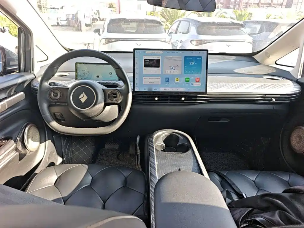 Baojun Yunduo — фото 10