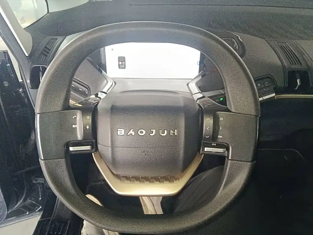 Baojun KiWi EV — фото 11