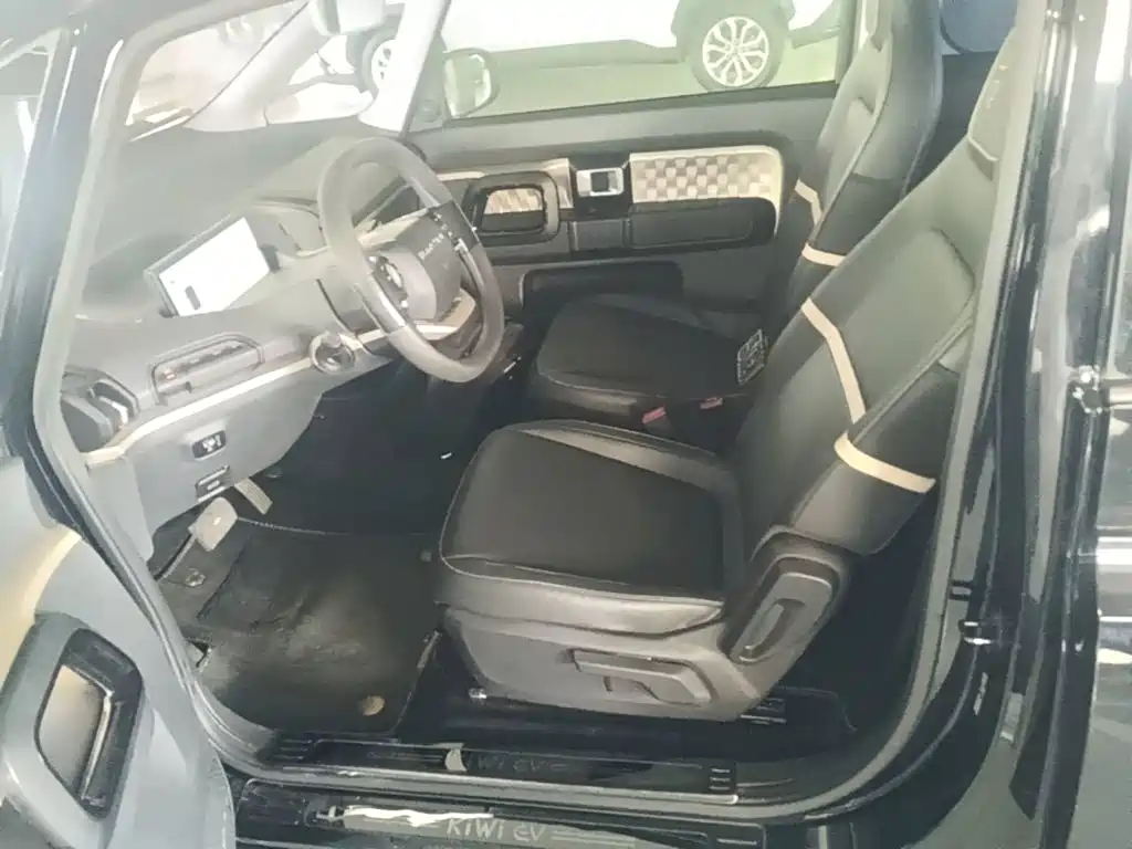 Baojun KiWi EV — фото 15