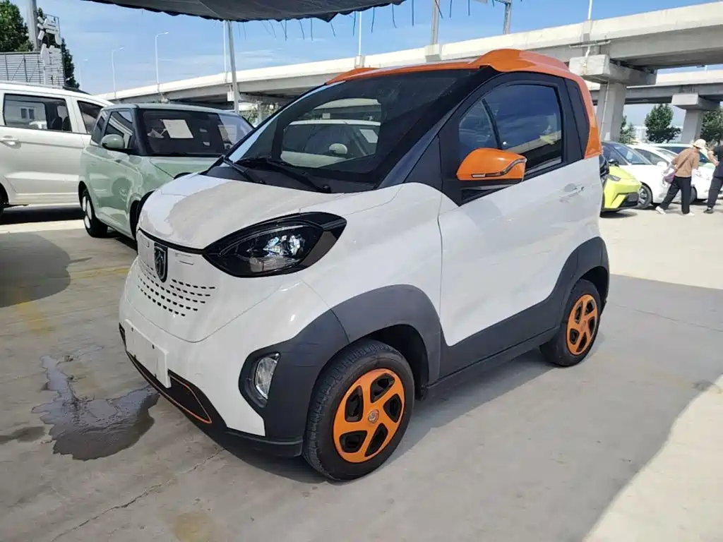 Baojun E100 — фото 2