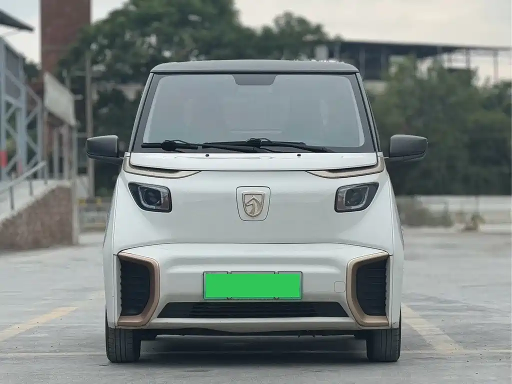 Baojun E200 — фото 2