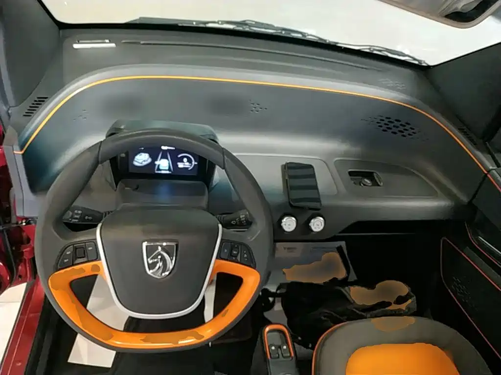 Baojun E100 — фото 10