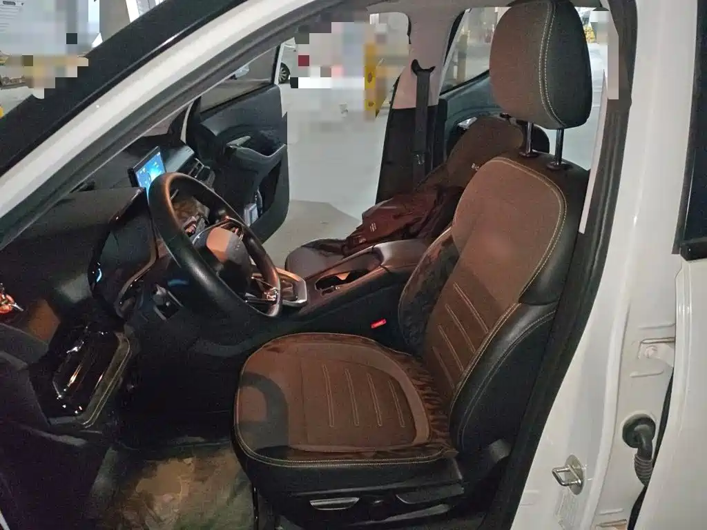 Baojun RS-3 — фото 11