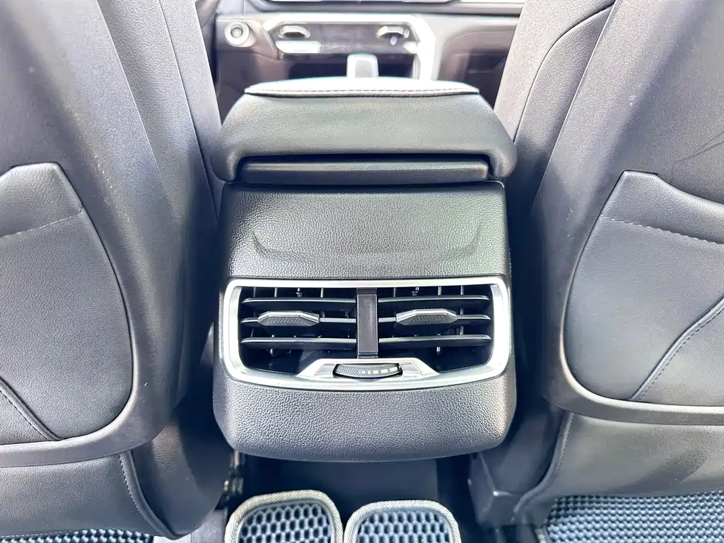 Baojun RS-5 — фото 21