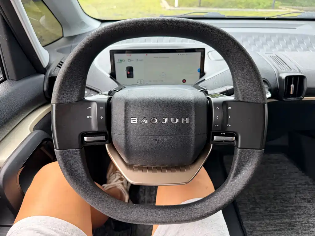 Baojun KiWi EV — фото 11