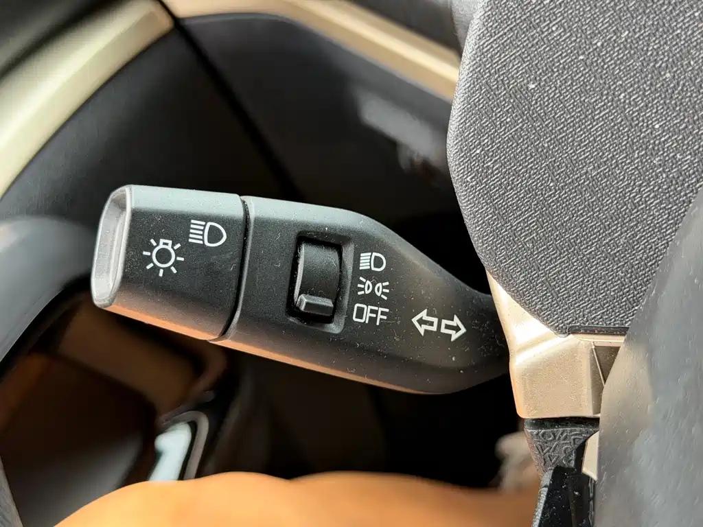 Baojun KiWi EV — фото 18