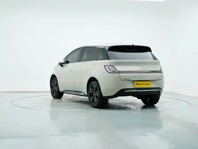 Baojun Yunduo — фото 4