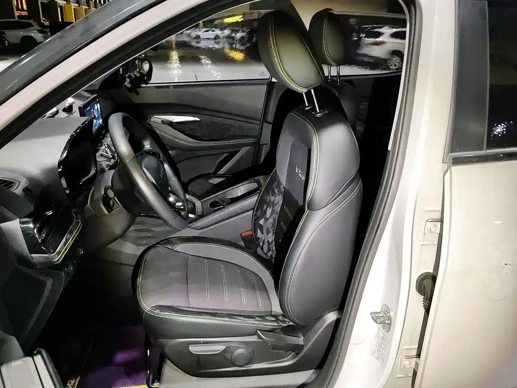 Baojun RS-3 — фото 3