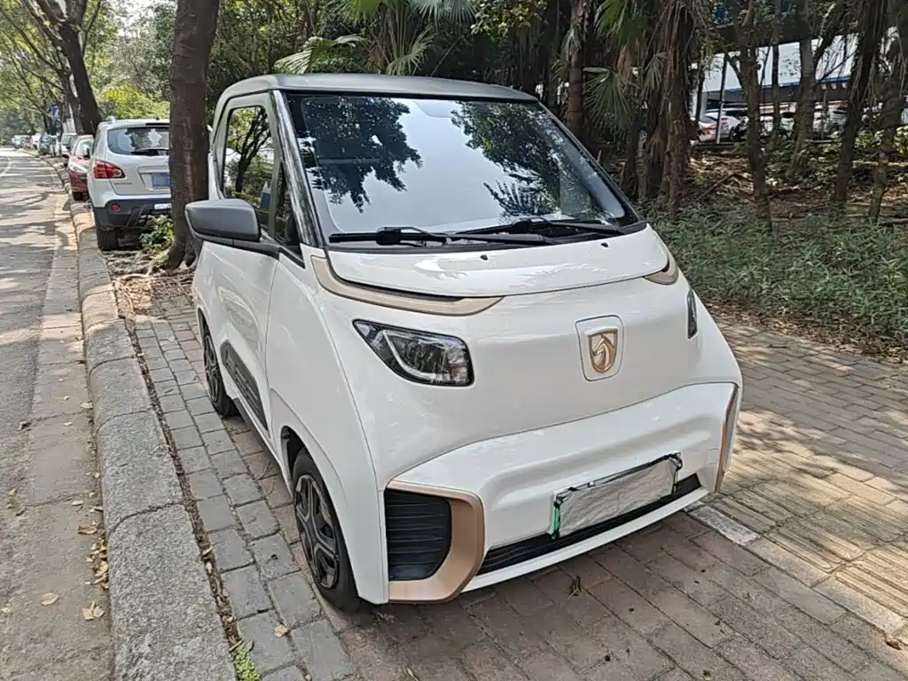 Baojun E200 — фото 4