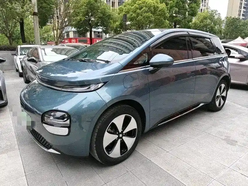 Baojun Yunduo — фото 3