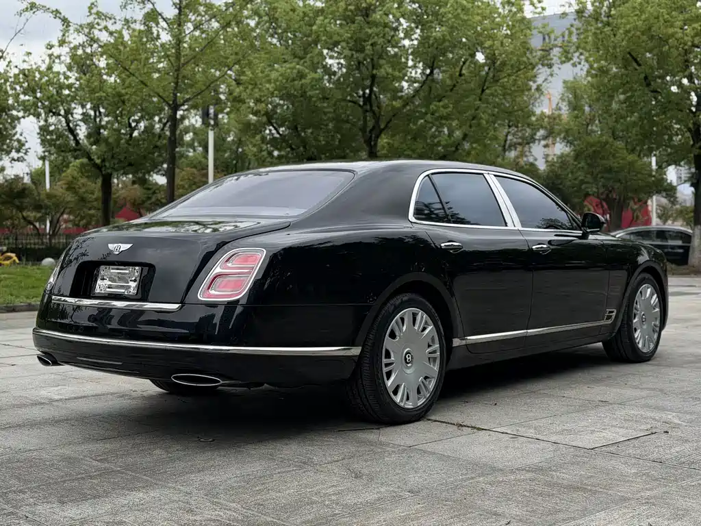Bentley Mulsanne — фото 4