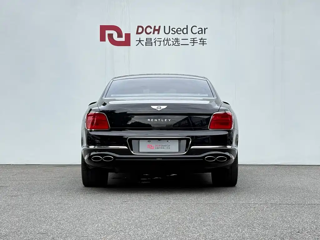 Bentley Flying Spur PHEV — фото 3