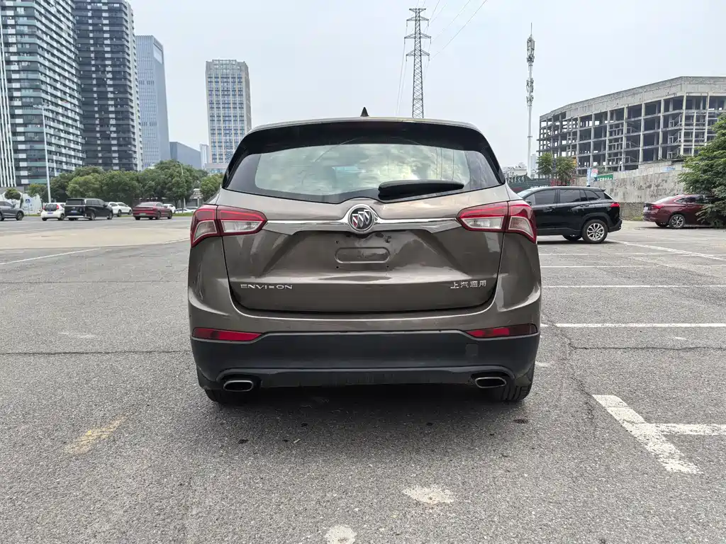 Buick Envision Plus — фото 5
