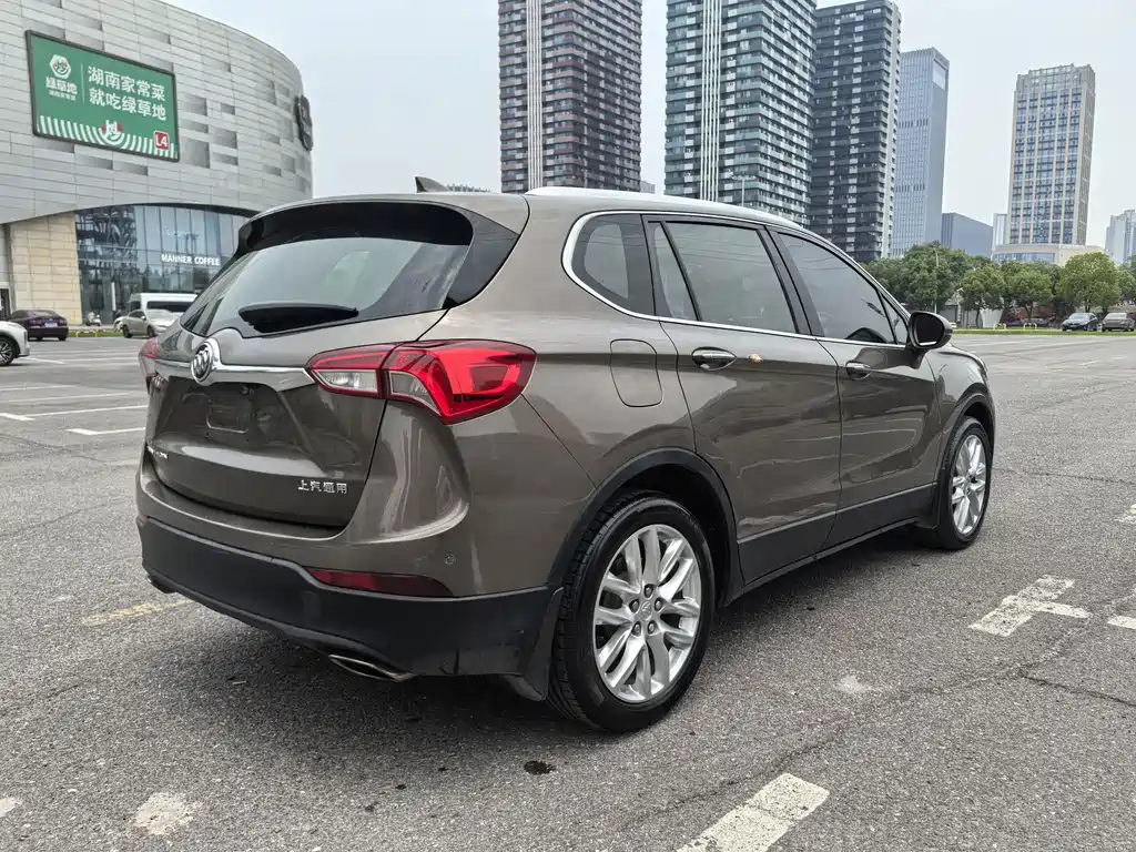 Buick Envision Plus — фото 6