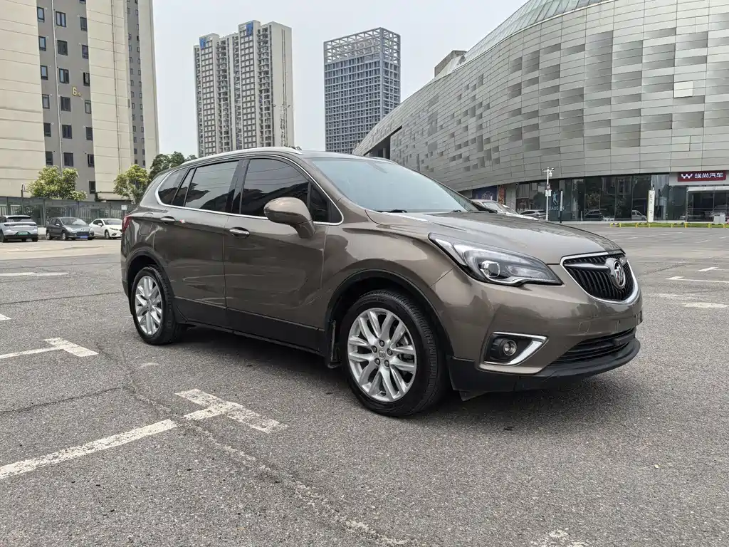 Buick Envision Plus — фото 8