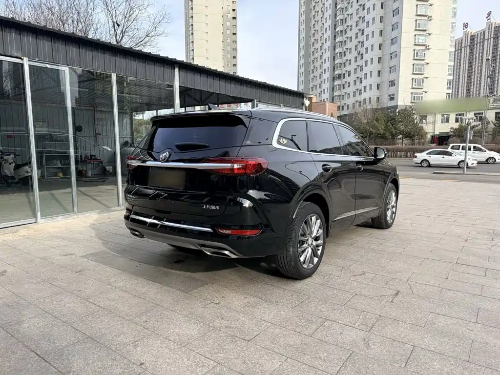 Buick Enclave — фото 9