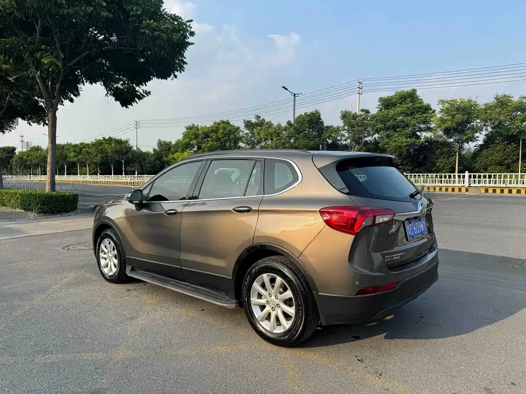 Buick Envision Plus — фото 3