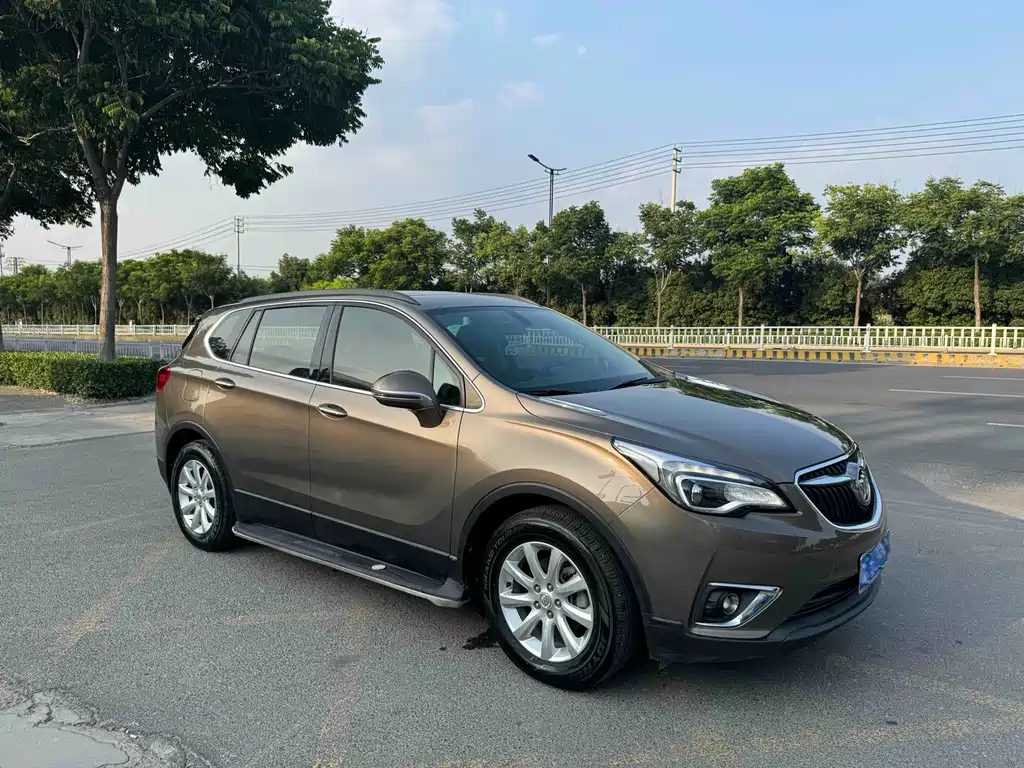Buick Envision Plus — фото 7