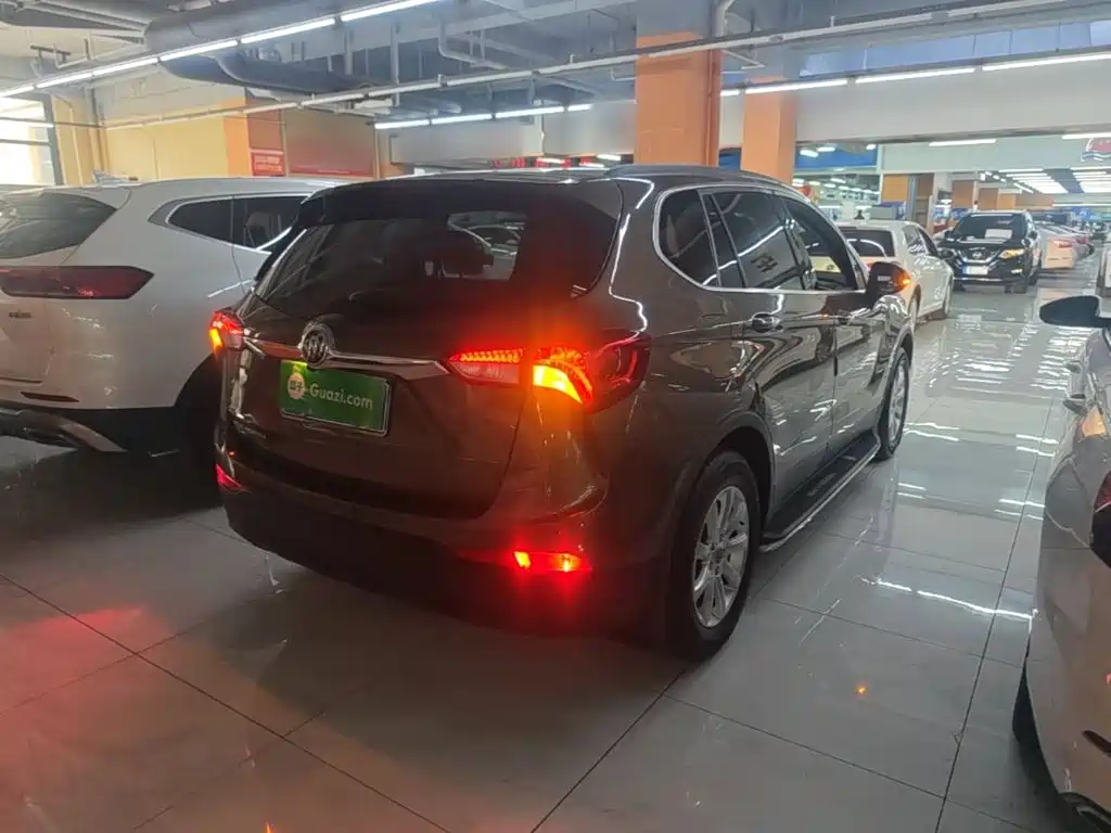 Buick Envision Plus — фото 5