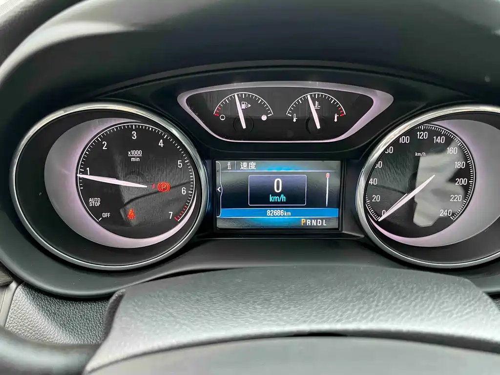 Buick Envision Plus — фото 7