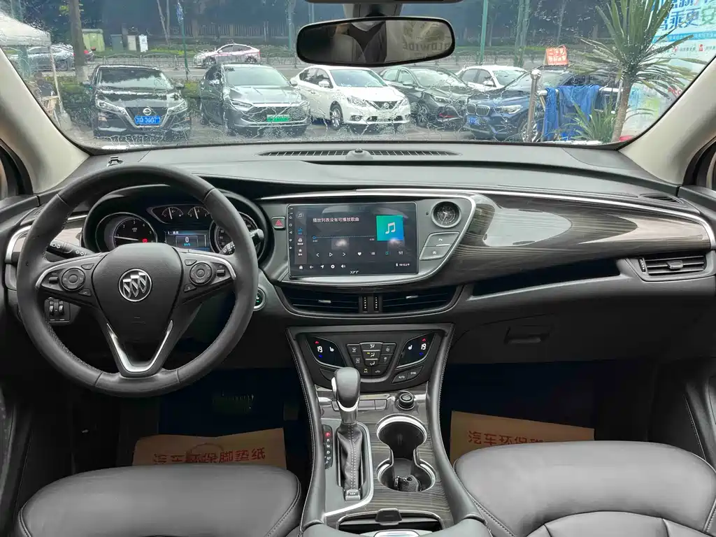 Buick Envision Plus — фото 9