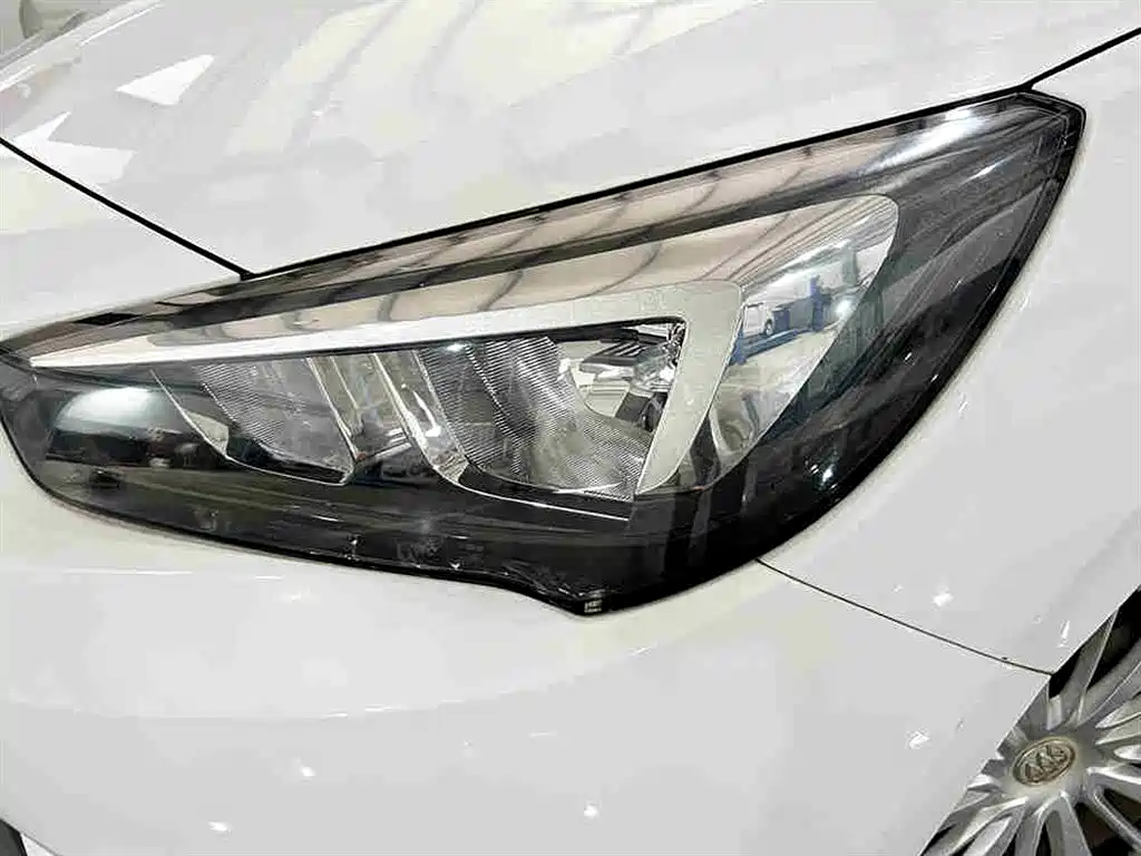 Buick Excelle — фото 10