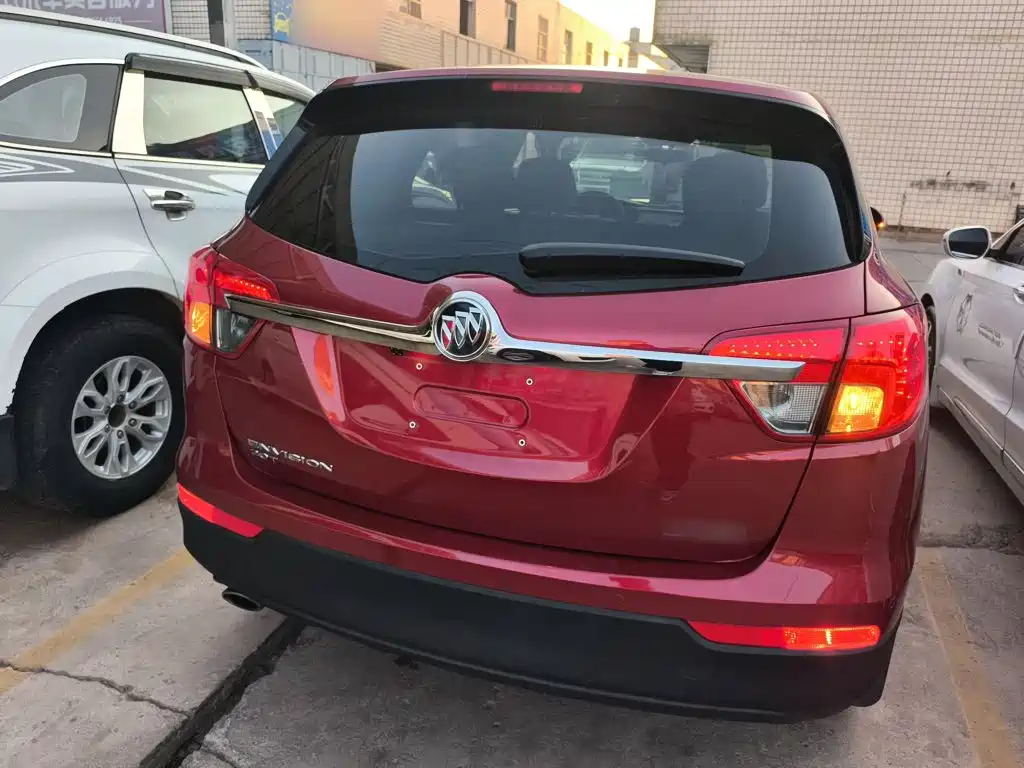 Buick Envision Plus — фото 4