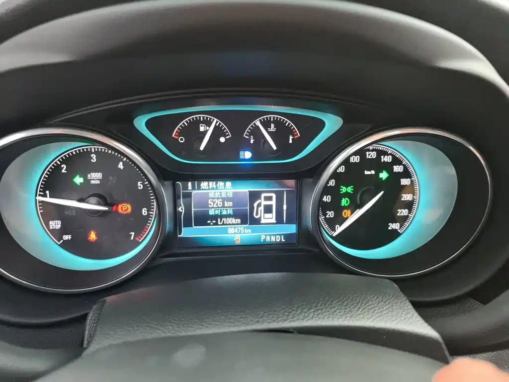 Buick Envision Plus — фото 8