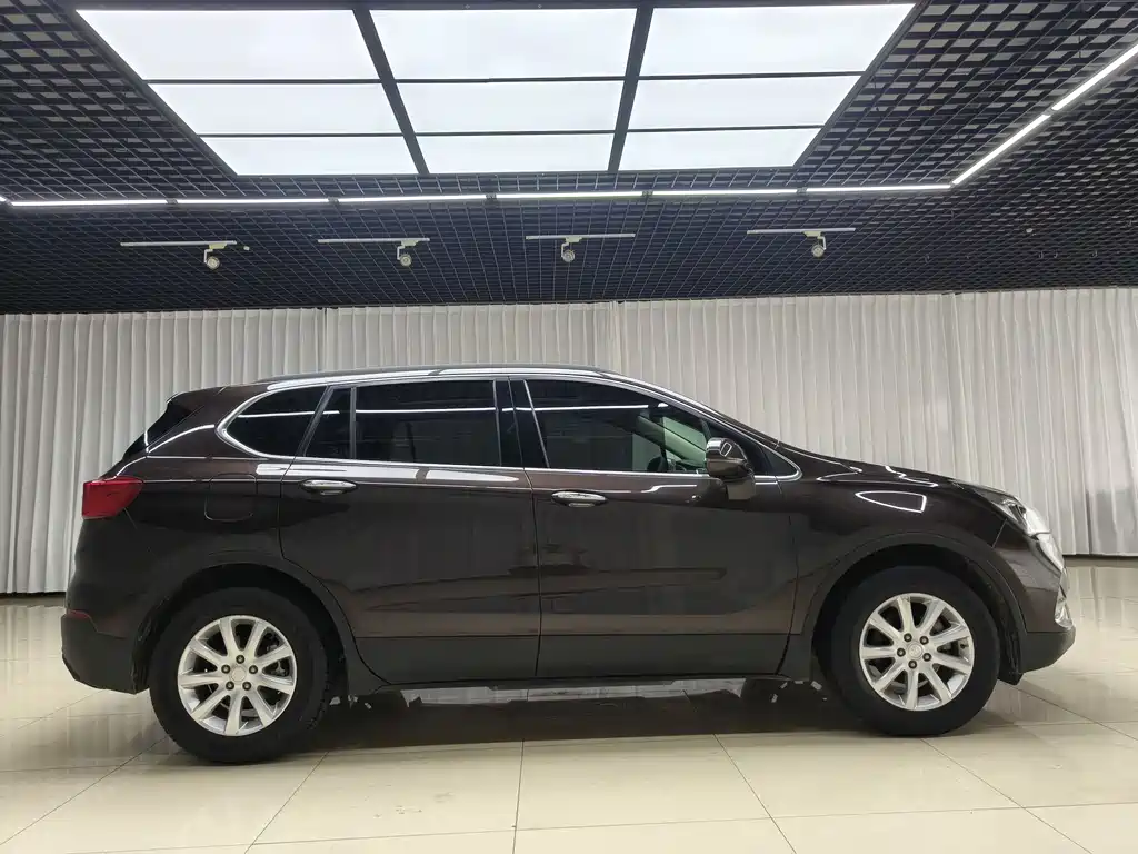 Buick Envision Plus — фото 4